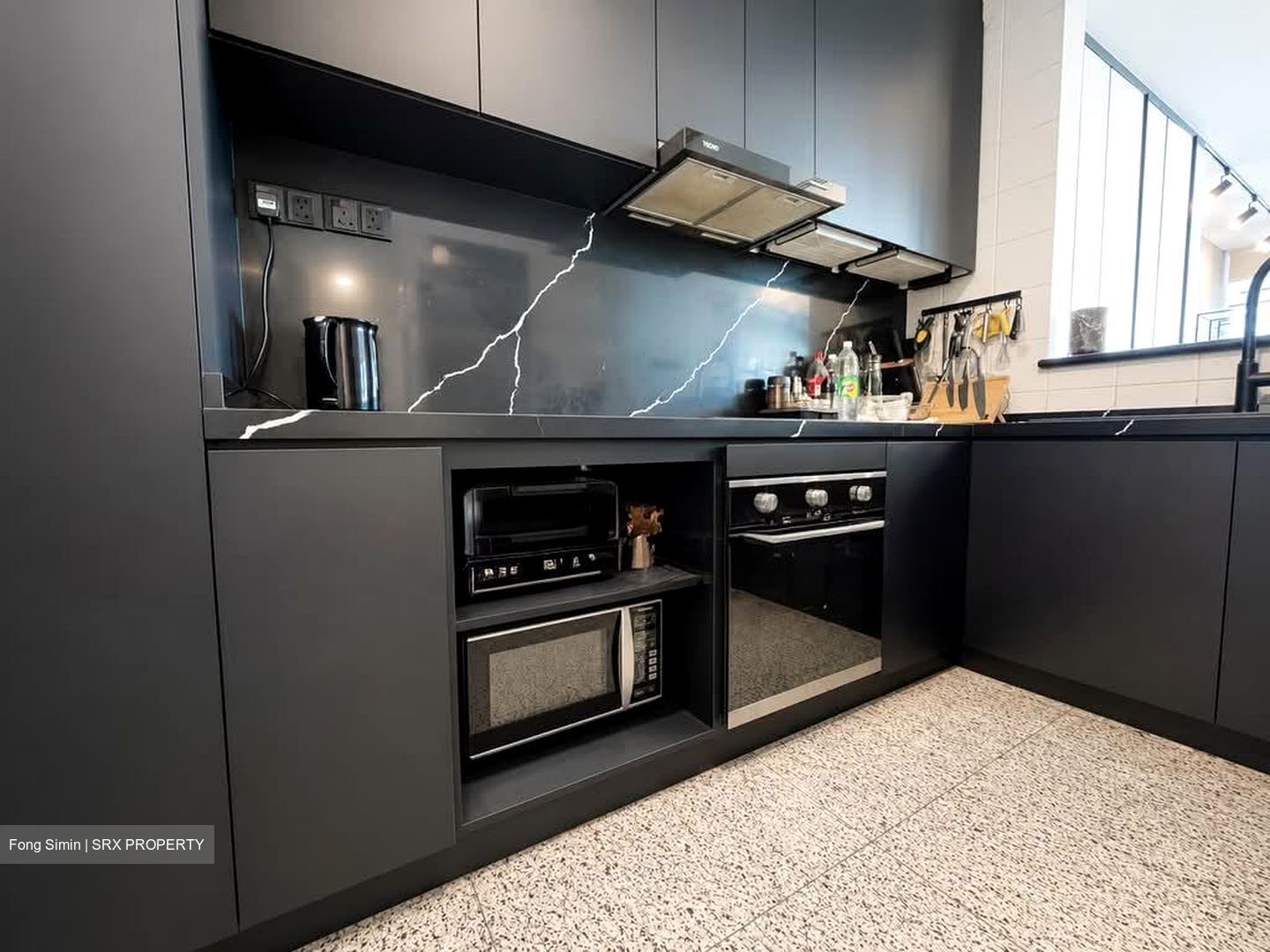 Riverside 48 (D9), Apartment #597827151